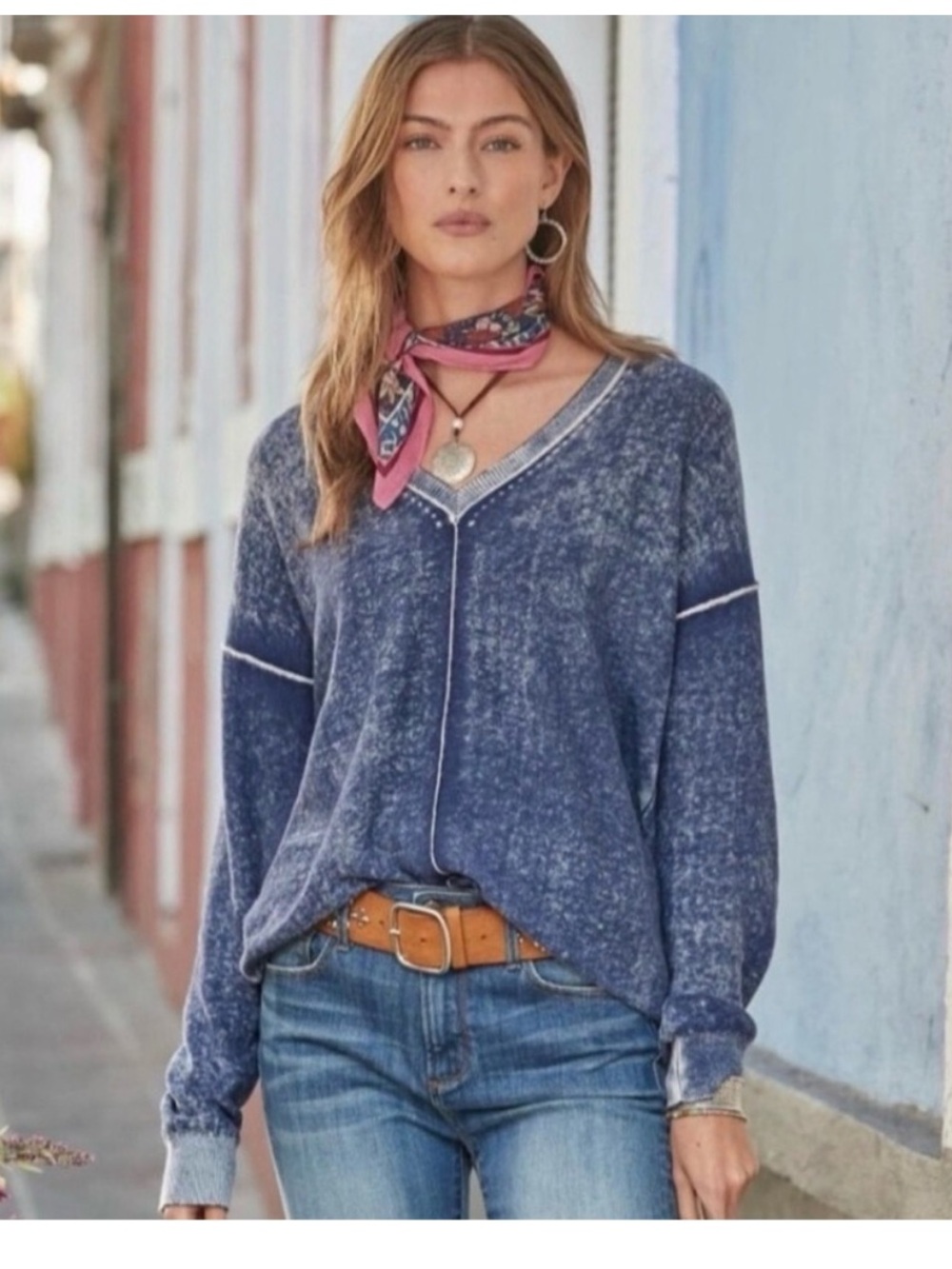 Sundance Leslie Faded Reverse Print V-Neck Sweater